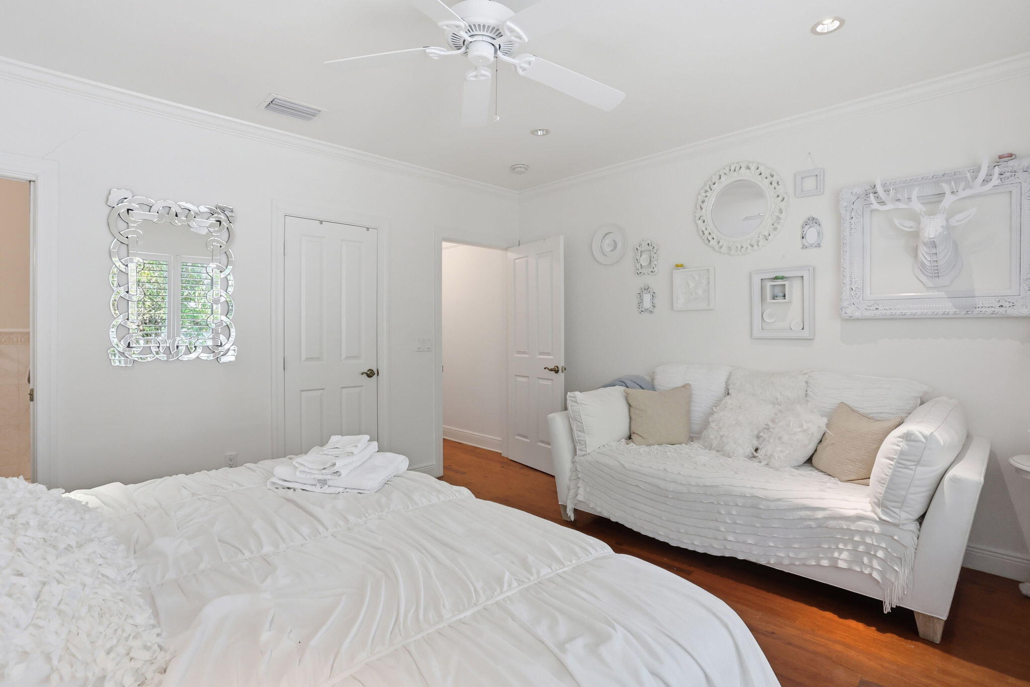 DELRAY TOWN OF - Residential Lease