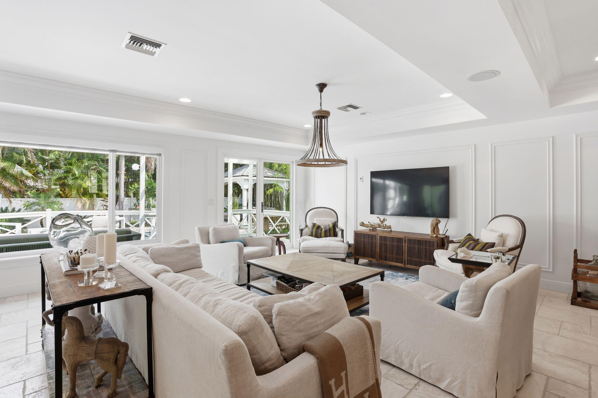 DELRAY TOWN OF - Residential Lease