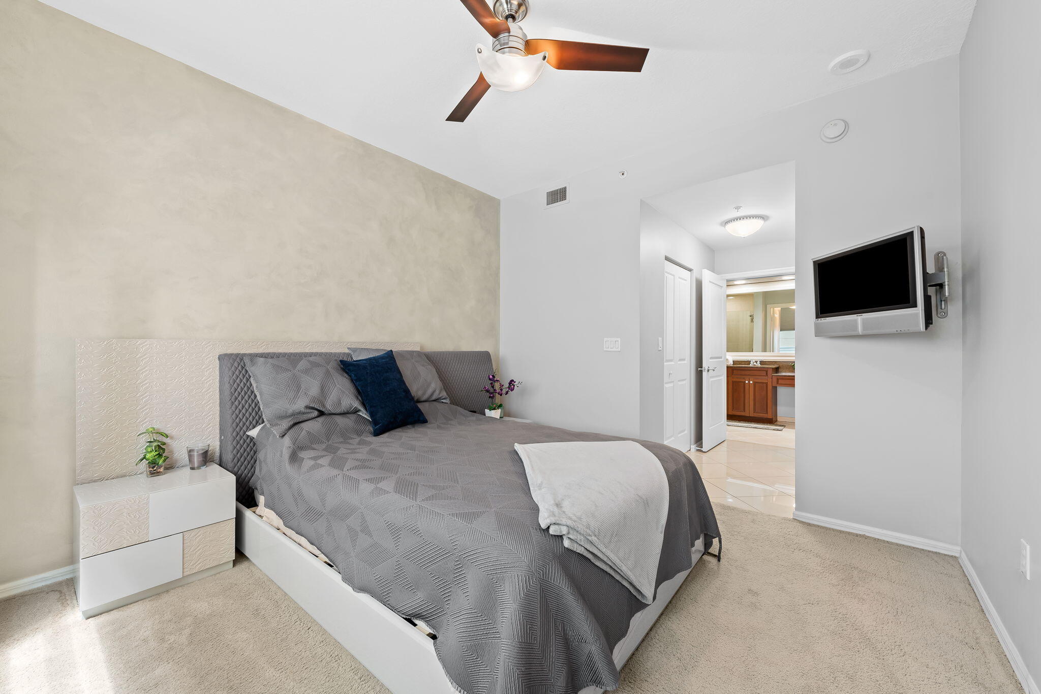 WATERGARDEN CONDO - Residential