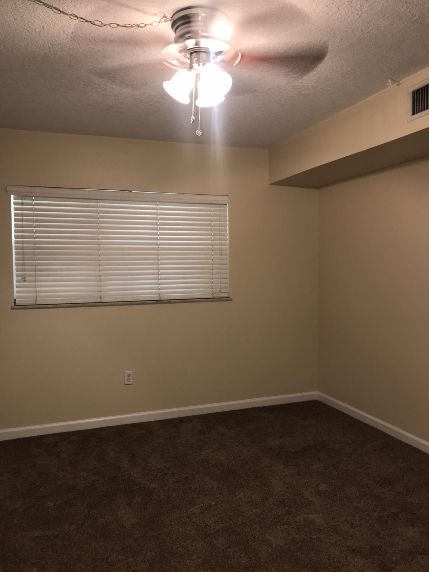 ISLAND HOUSE CONDOMINIUM PHASE II - Residential Lease