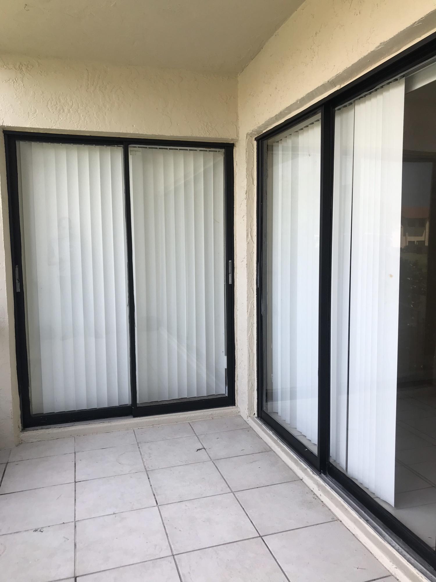 ISLAND HOUSE CONDOMINIUM PHASE II - Residential Lease