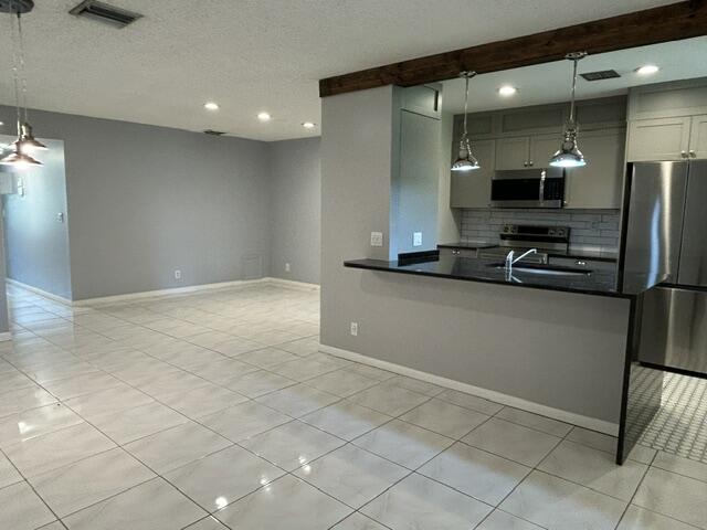 5270 Nesting Way B