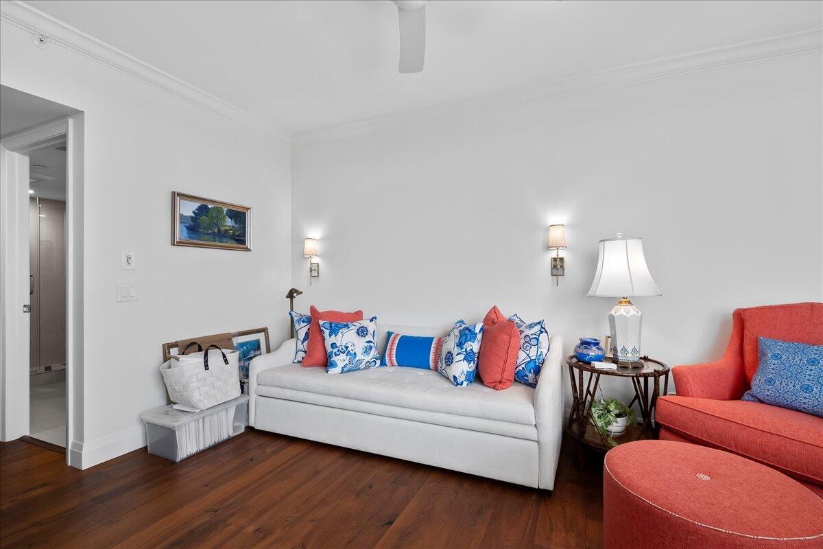 SOUTHPORTE ONE AT JONATHA - Residential