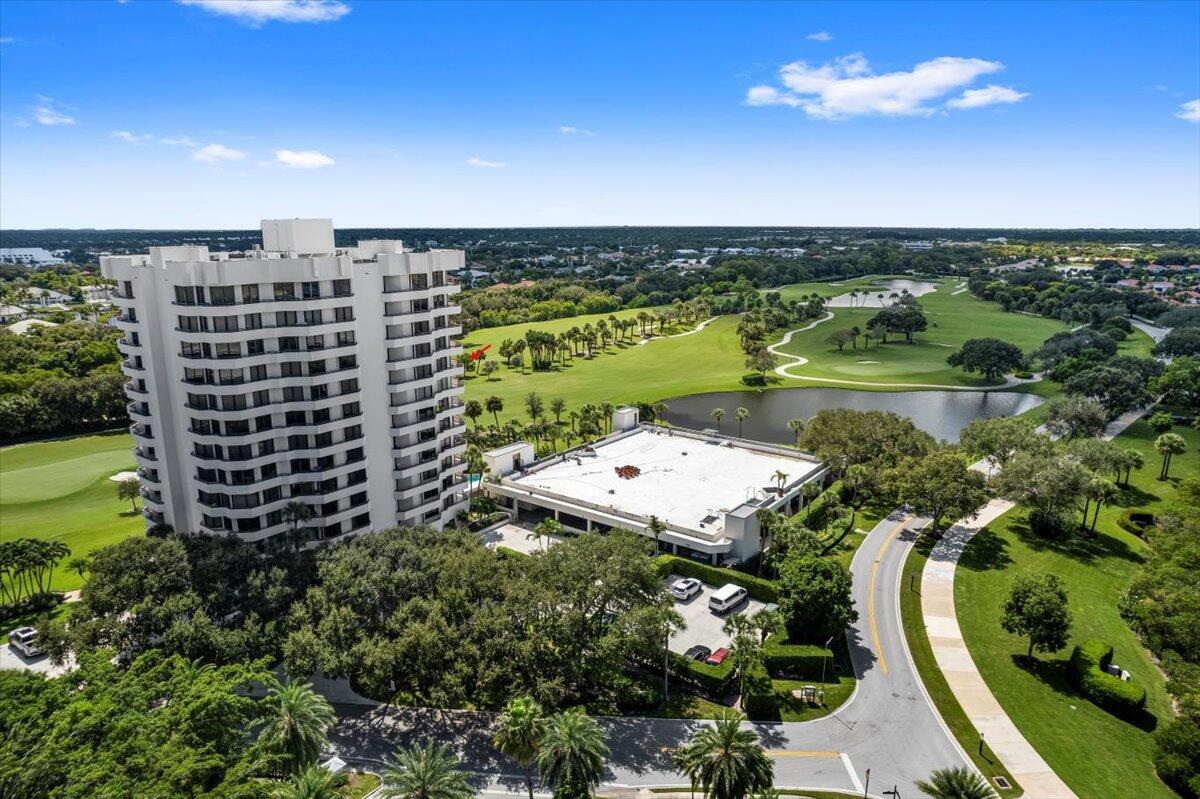 SOUTHPORTE ONE AT JONATHA - Residential