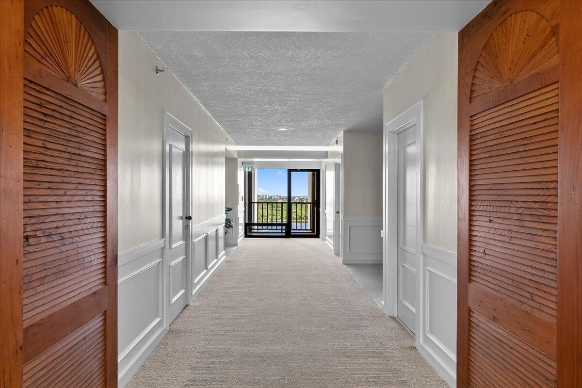SOUTHPORTE ONE AT JONATHA - Residential