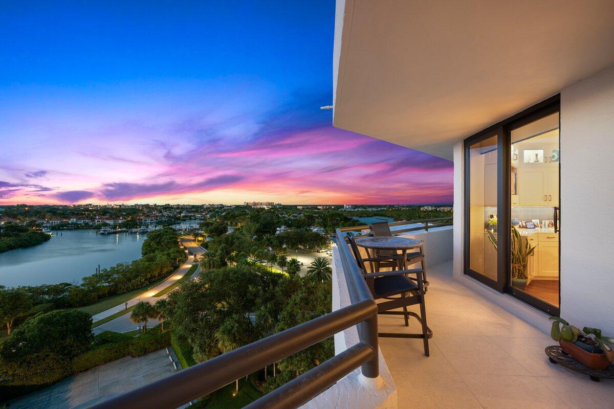 SOUTHPORTE ONE AT JONATHA - Residential