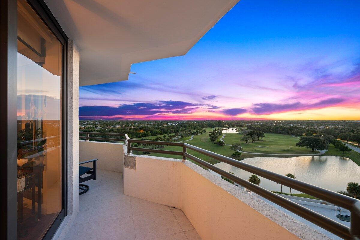 SOUTHPORTE ONE AT JONATHA - Residential