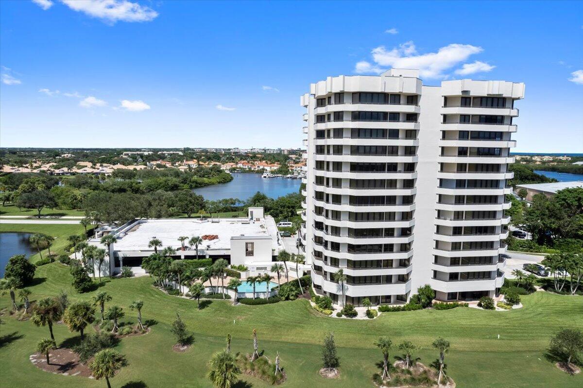 SOUTHPORTE ONE AT JONATHA - Residential