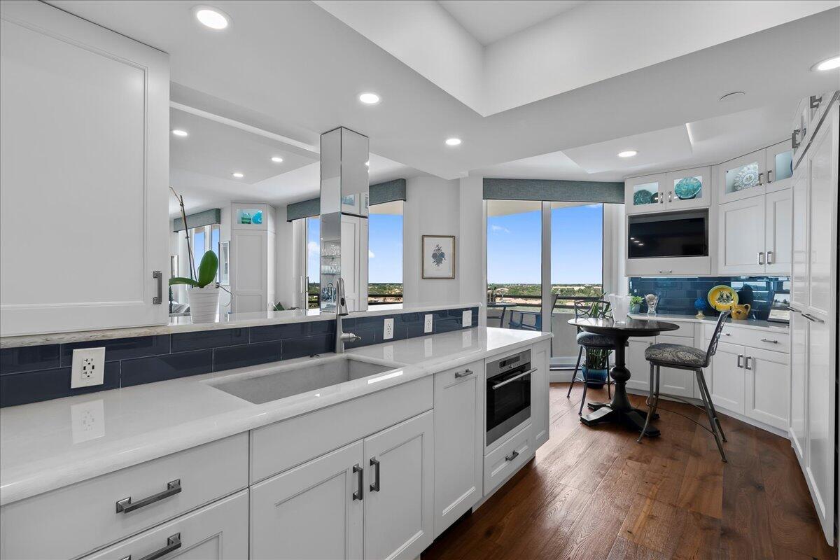 SOUTHPORTE ONE AT JONATHA - Residential