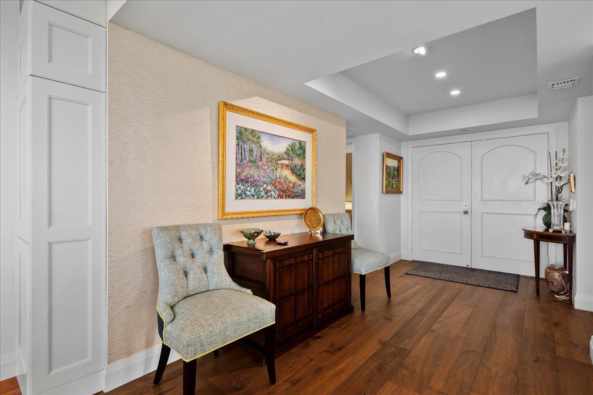 SOUTHPORTE ONE AT JONATHA - Residential