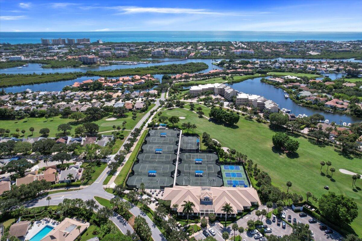 SOUTHPORTE ONE AT JONATHA - Residential