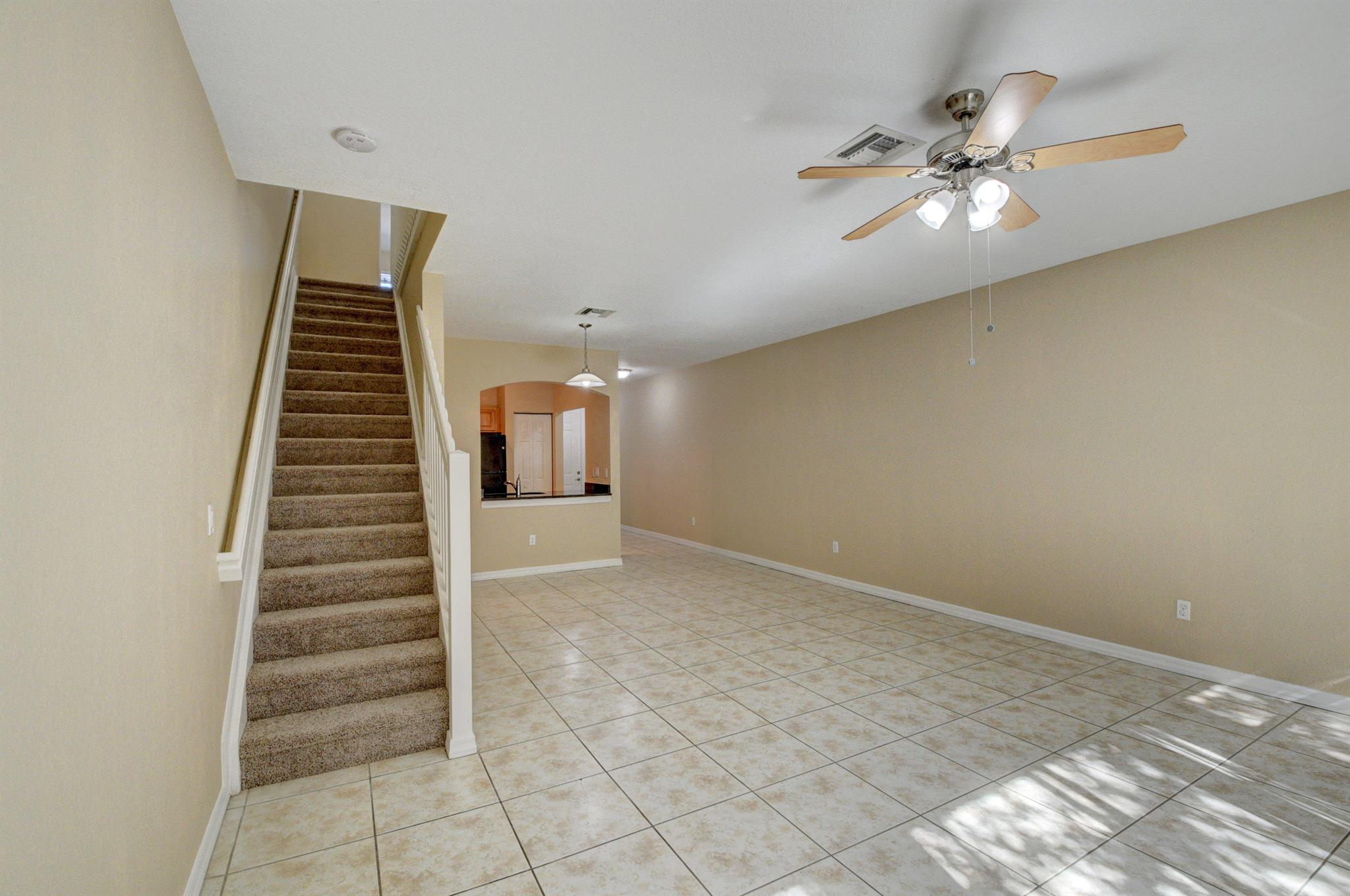 ST CHARLES LANDINGS - Residential Lease