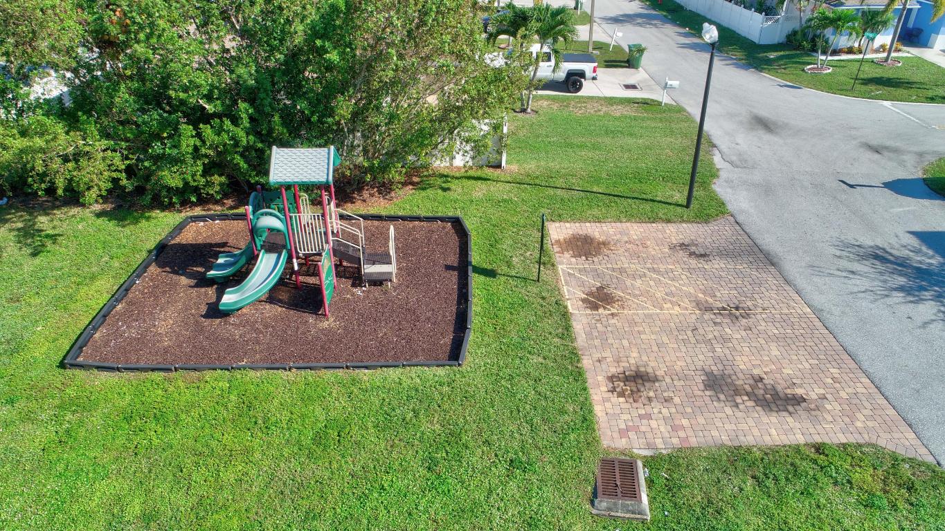 ST CHARLES LANDINGS - Residential Lease