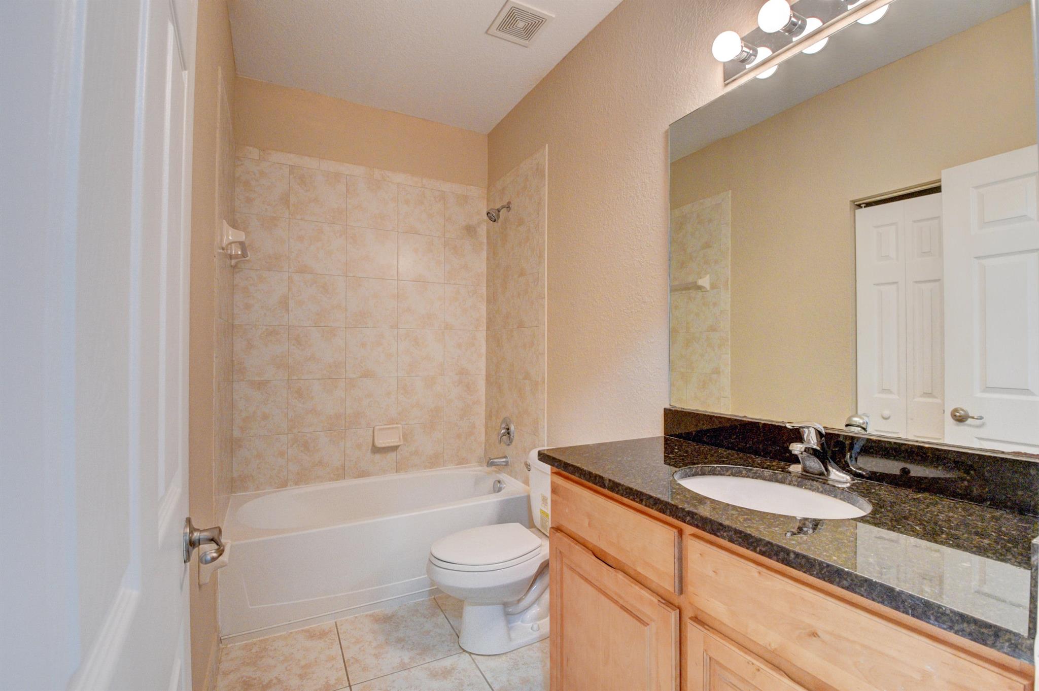 ST CHARLES LANDINGS - Residential Lease