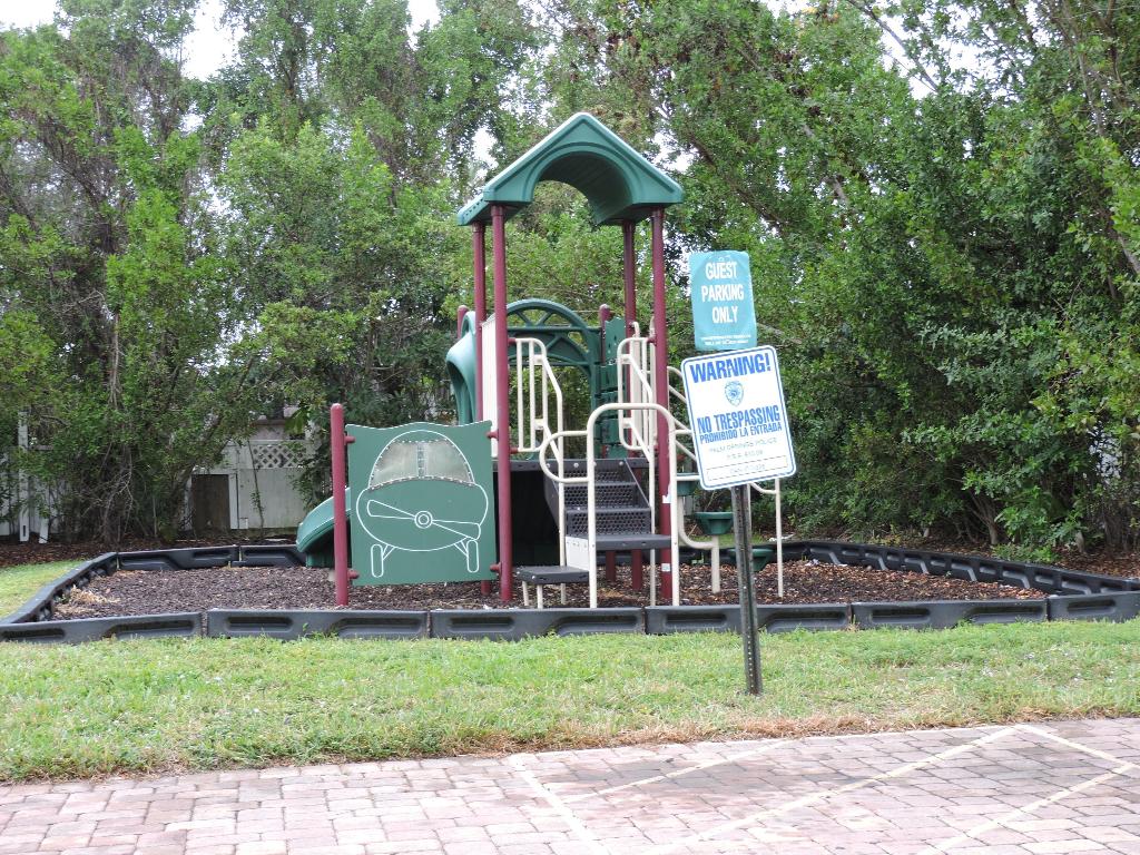 ST CHARLES LANDINGS - Residential Lease