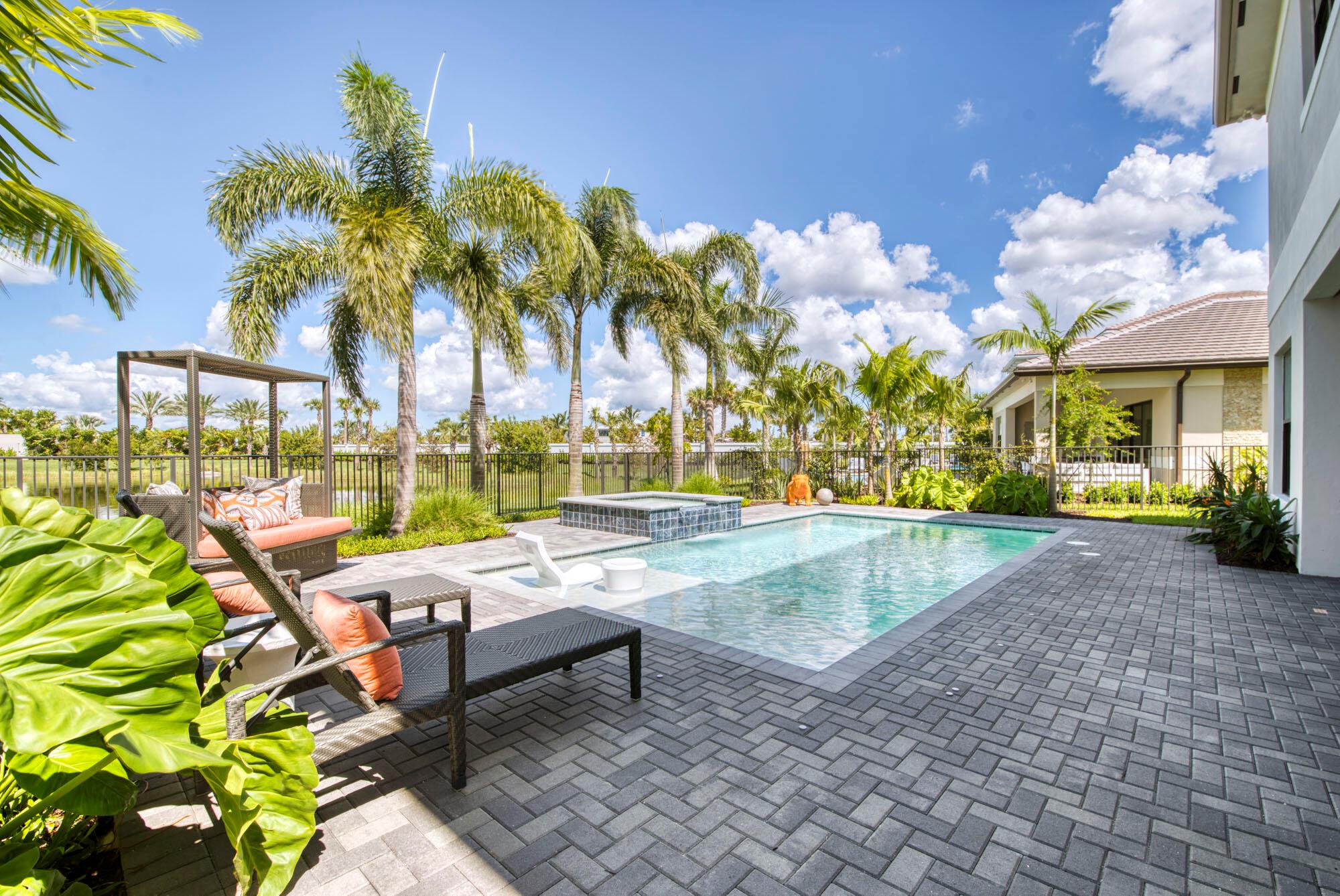 Apex at Avenir - Residential