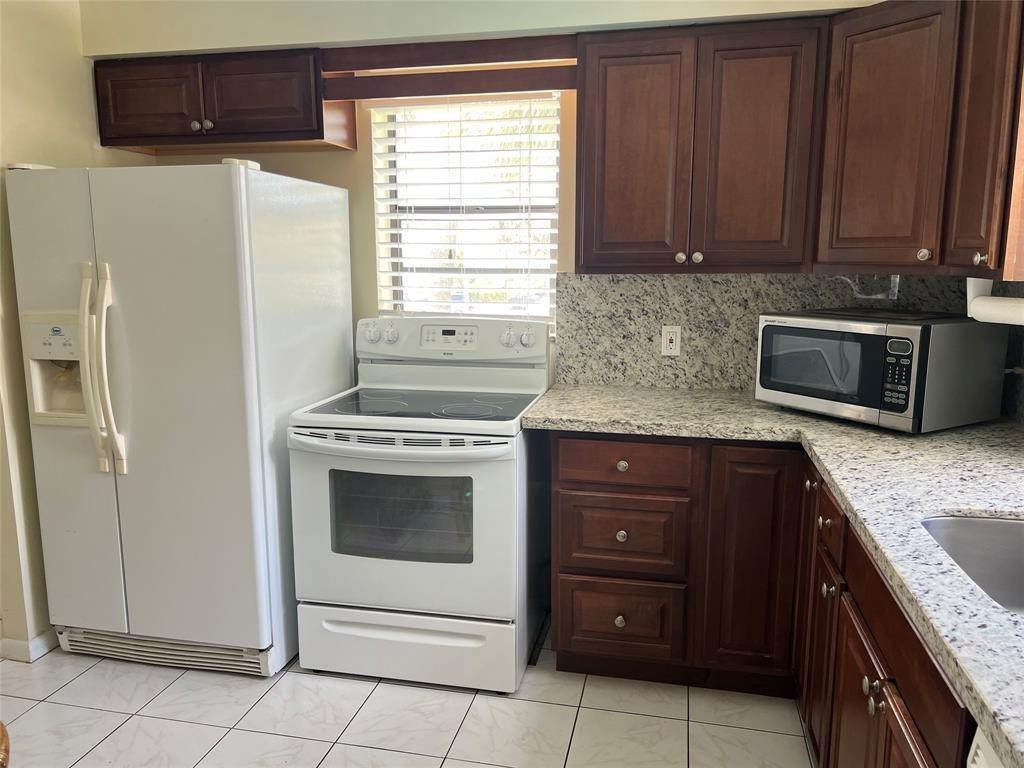 Villa Pisani Condo - Residential Lease