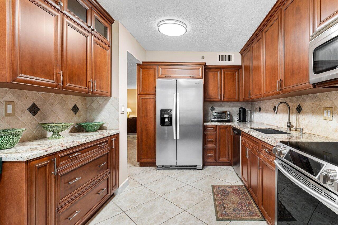 7129 Promenade Drive 102