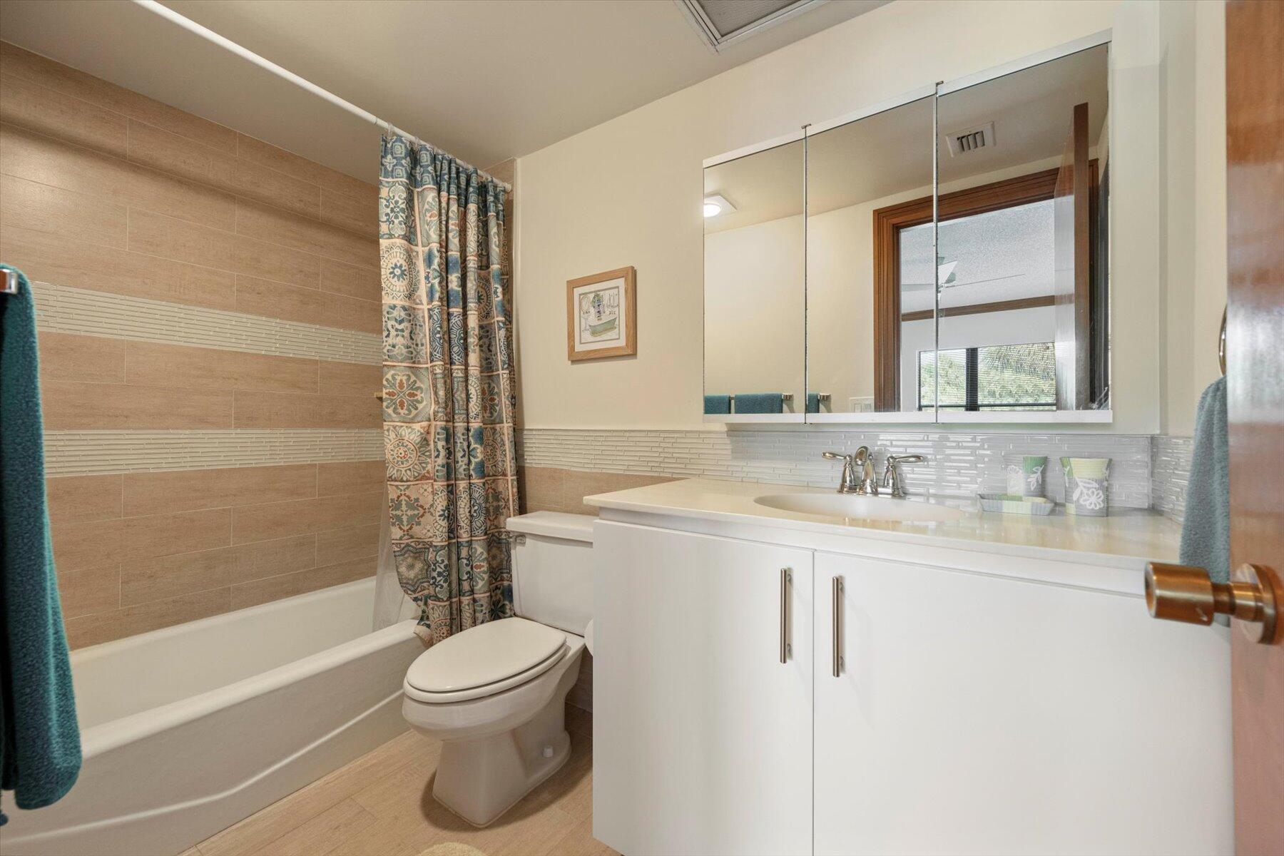 MEADOW BROOK CONDO - Residential