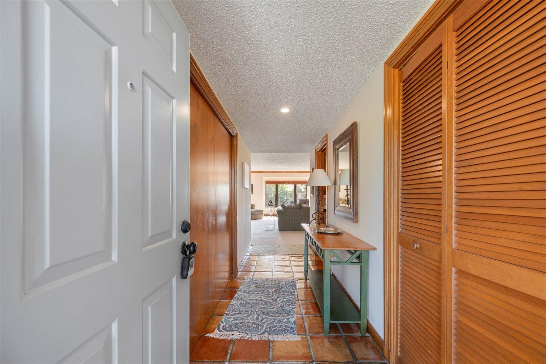 MEADOW BROOK CONDO - Residential