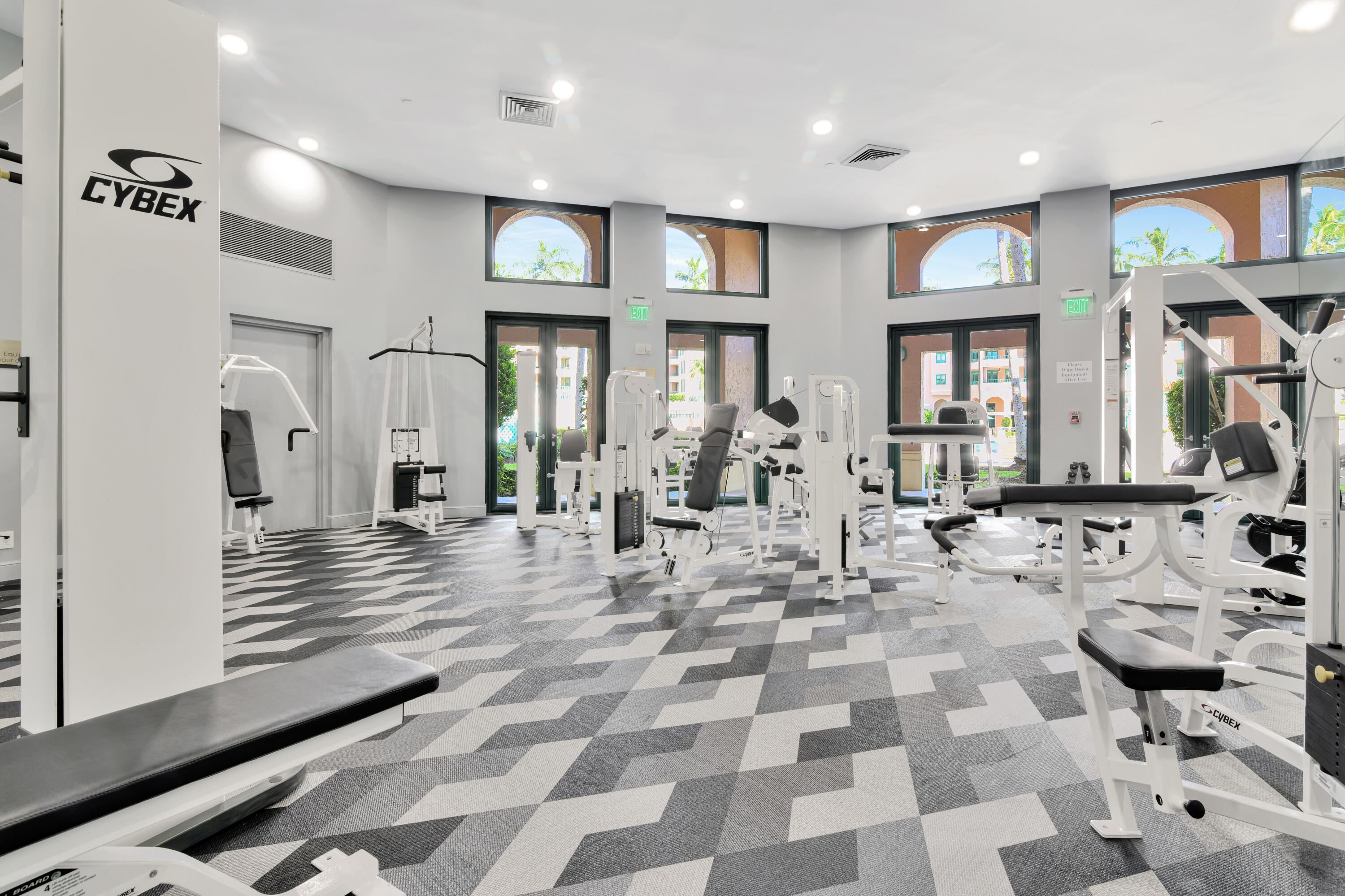 MIZNER COURT CONDO - Residential