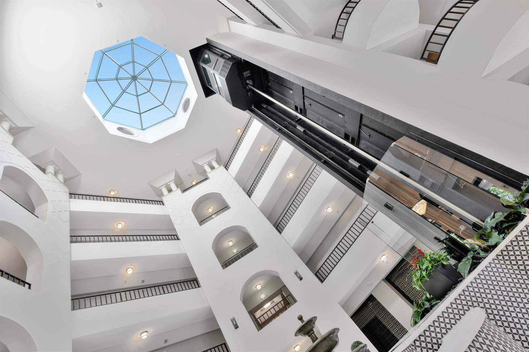 MIZNER COURT CONDO - Residential