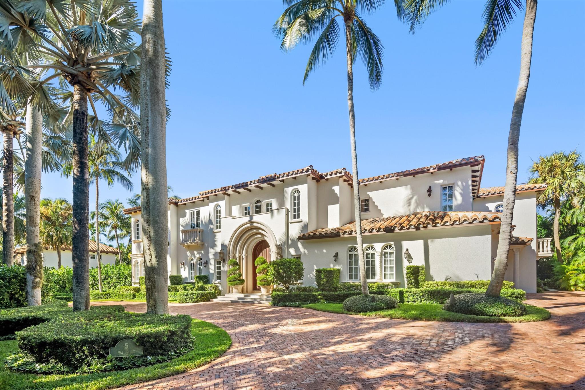 PRIMAVERA ESTATES (LAKE F - Residential
