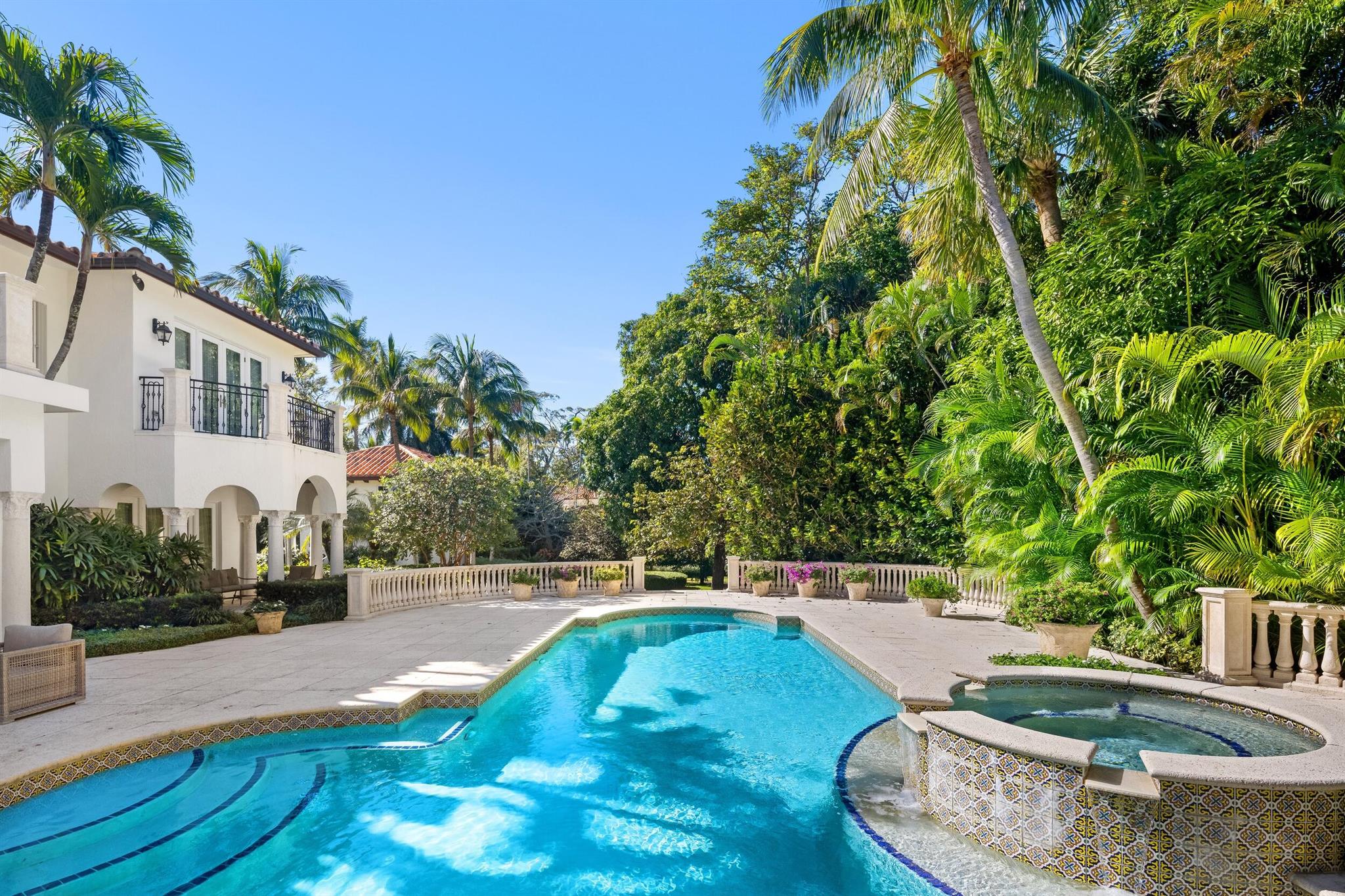 PRIMAVERA ESTATES (LAKE F - Residential