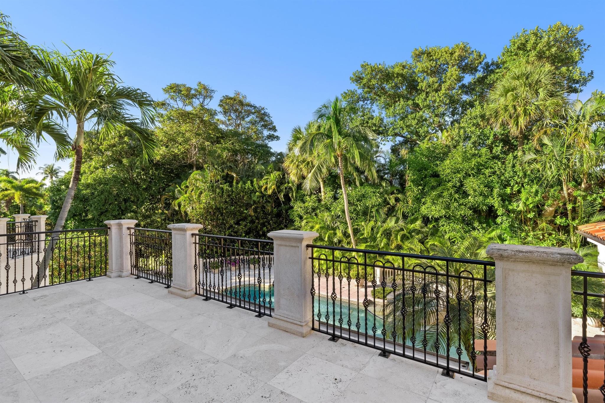 PRIMAVERA ESTATES (LAKE F - Residential