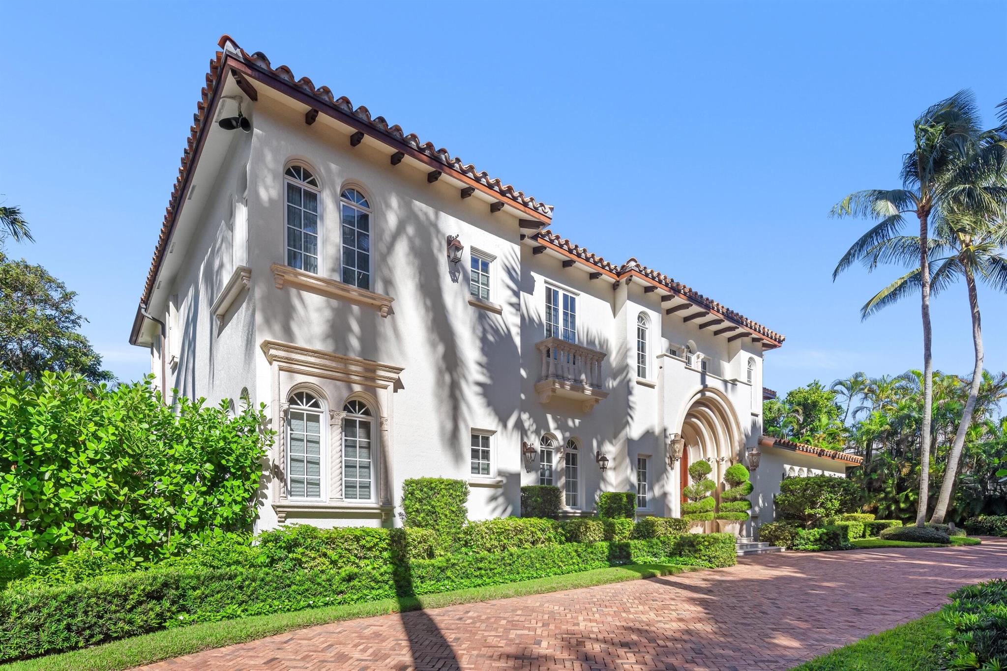 PRIMAVERA ESTATES (LAKE F - Residential