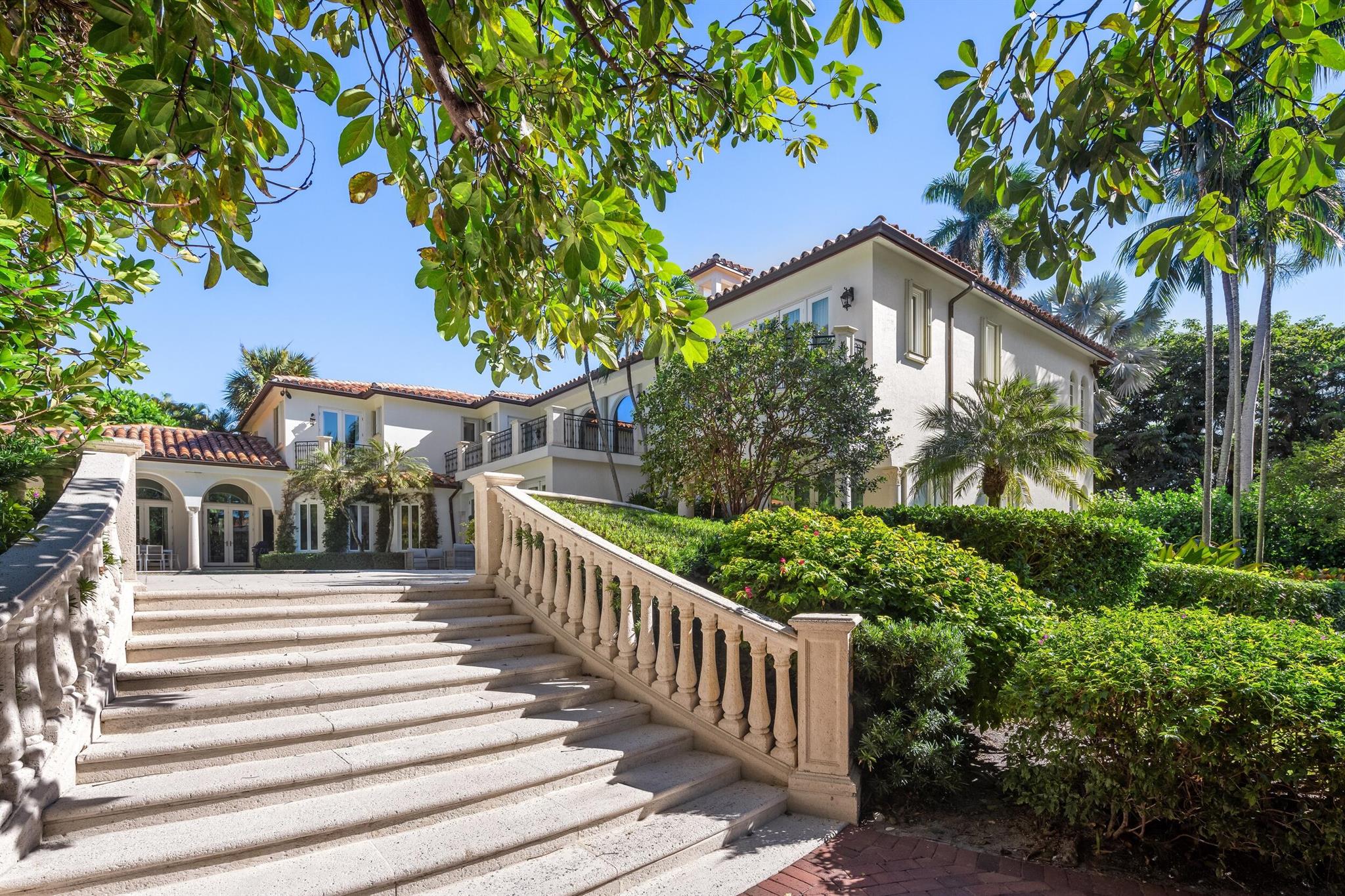PRIMAVERA ESTATES (LAKE F - Residential