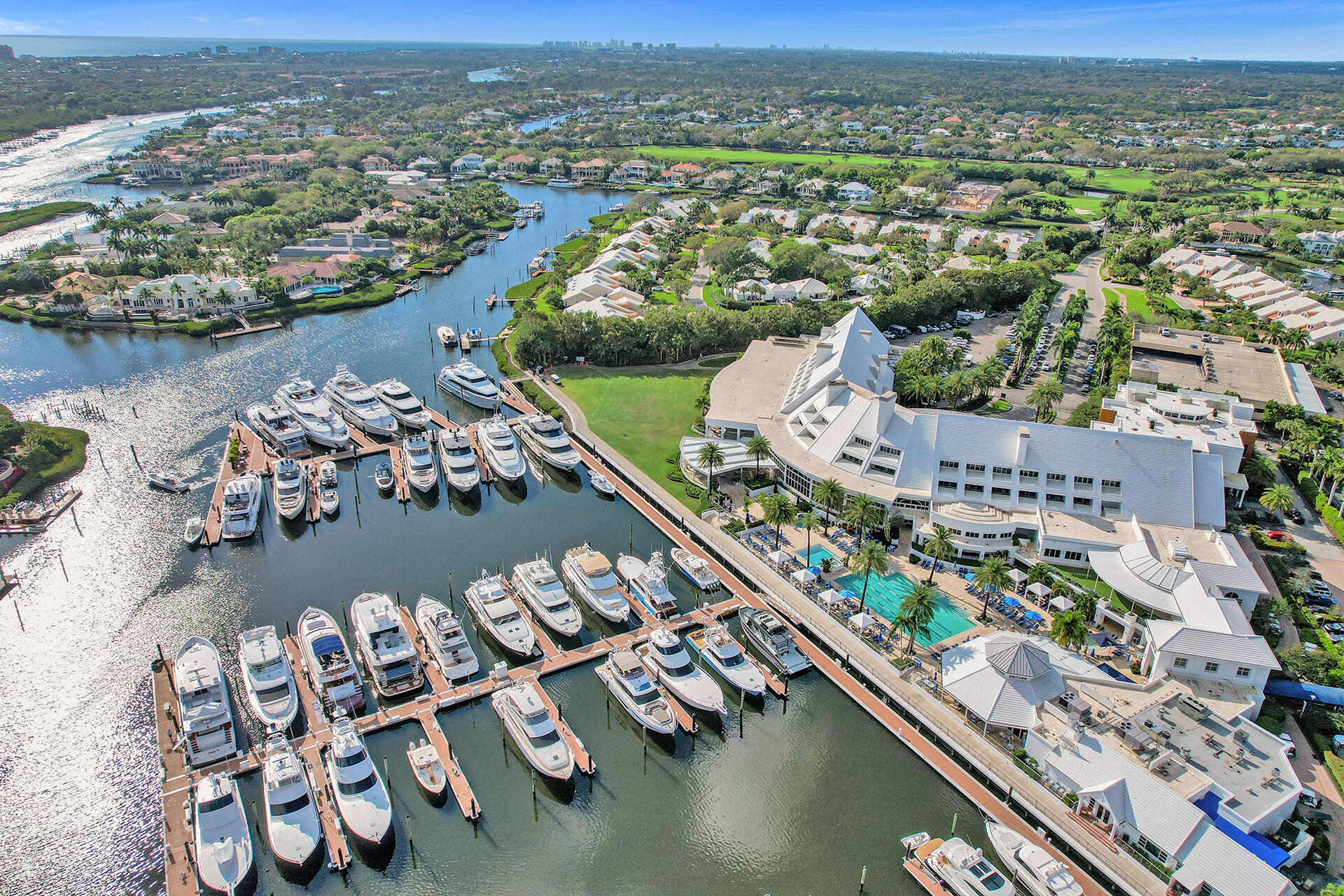 ADMIRALS COVE - Residential