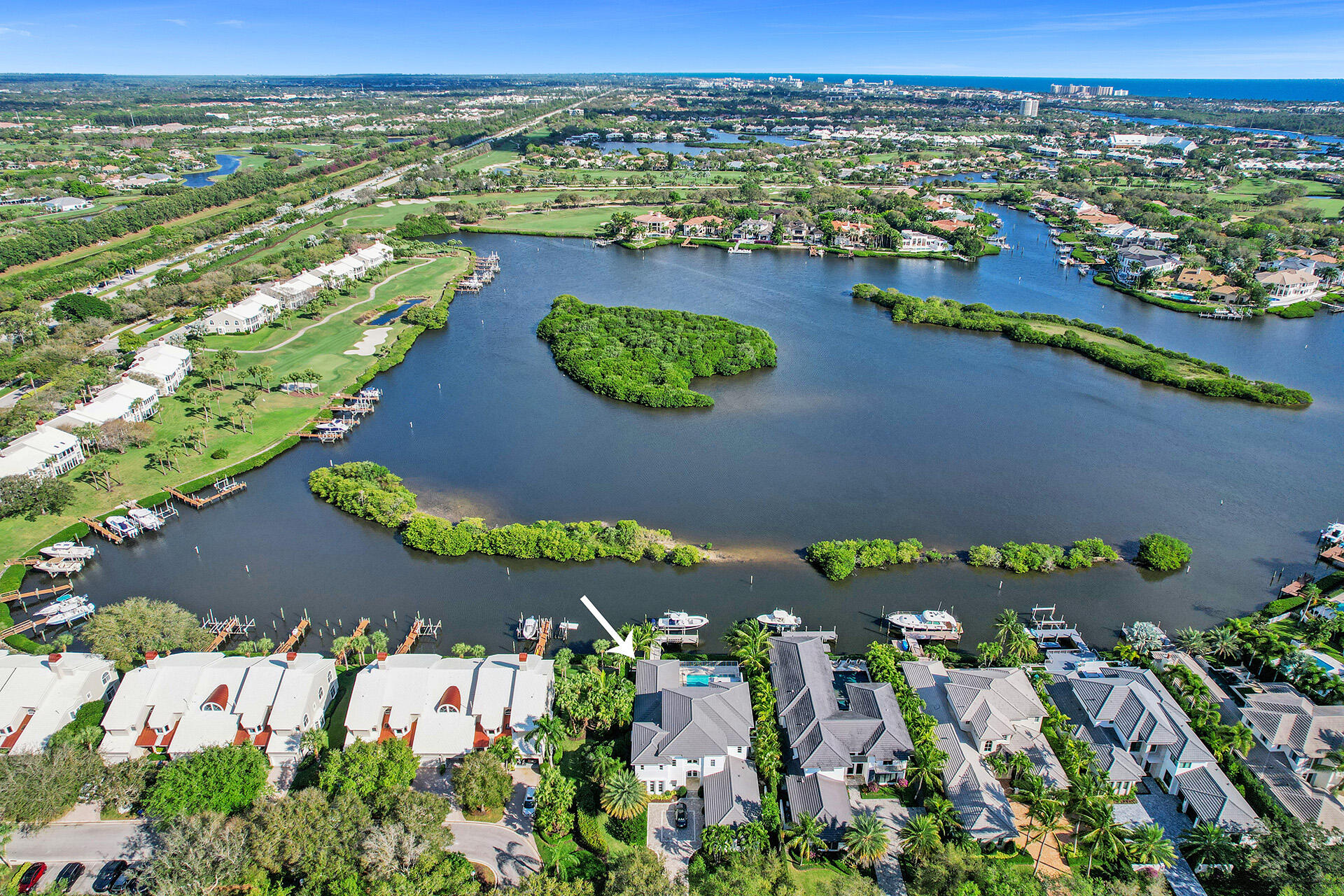 ADMIRALS COVE - Residential