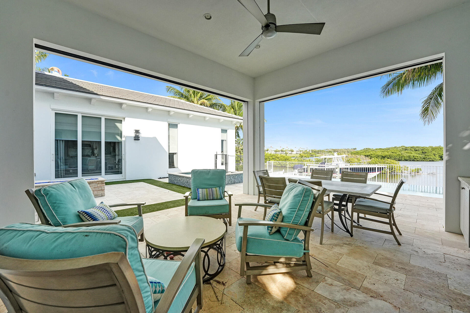 ADMIRALS COVE - Residential