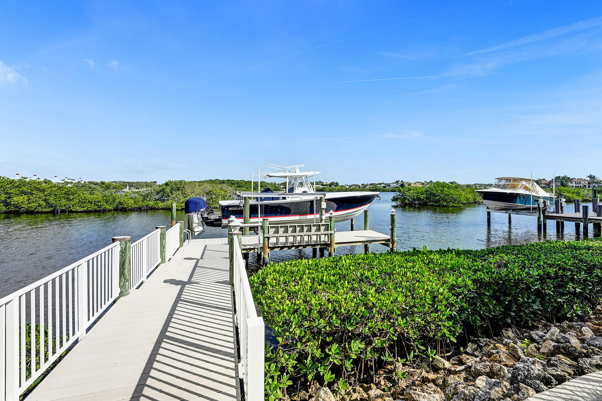 ADMIRALS COVE - Residential