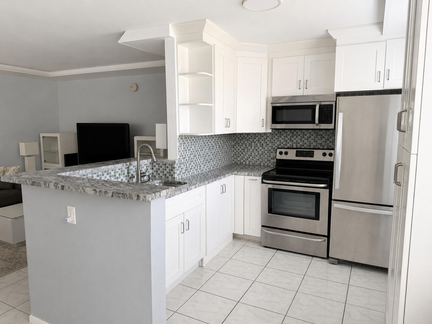 229 Mansfield F