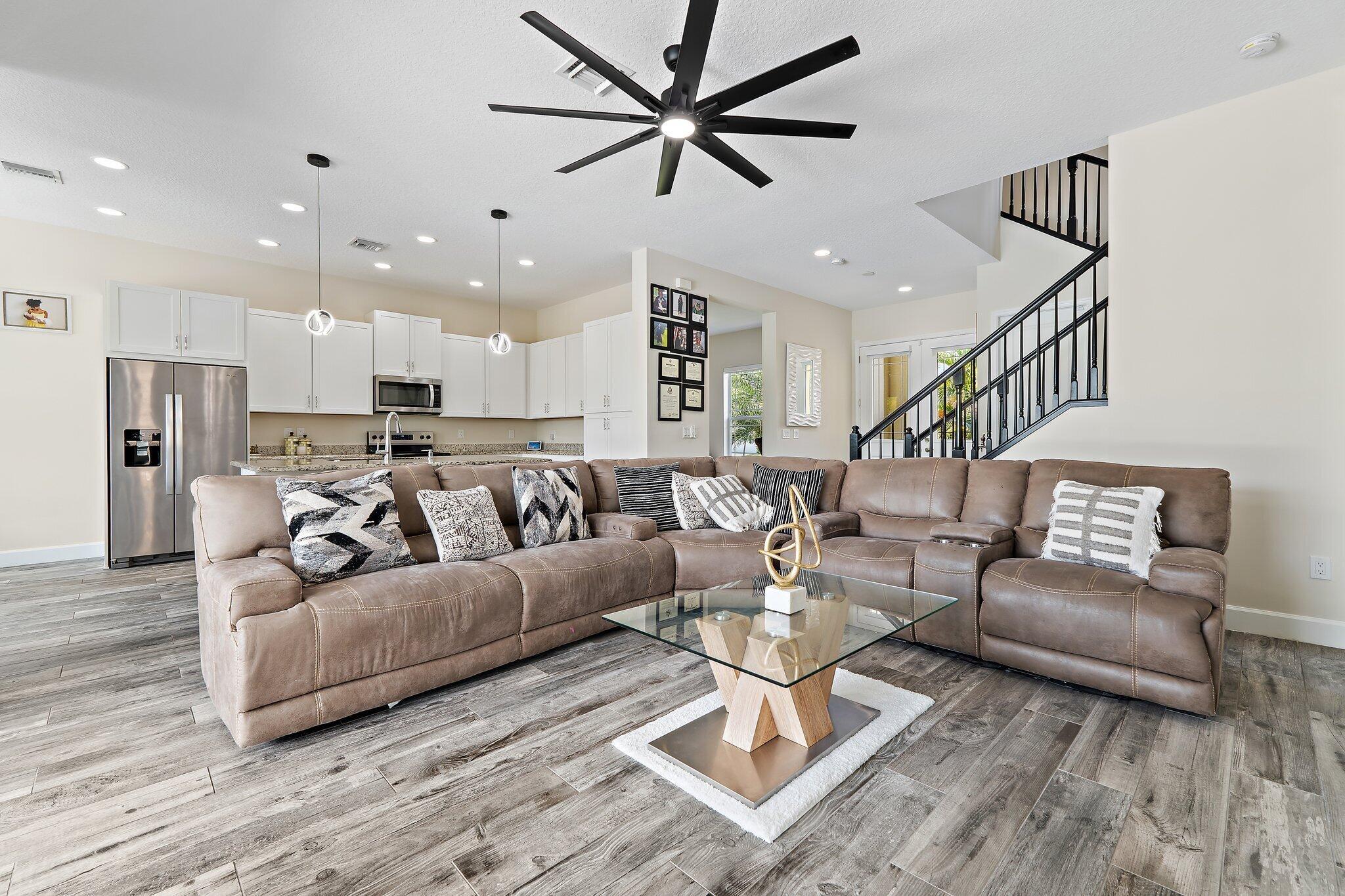 MEADOWS OF WESTLAKE - Residential