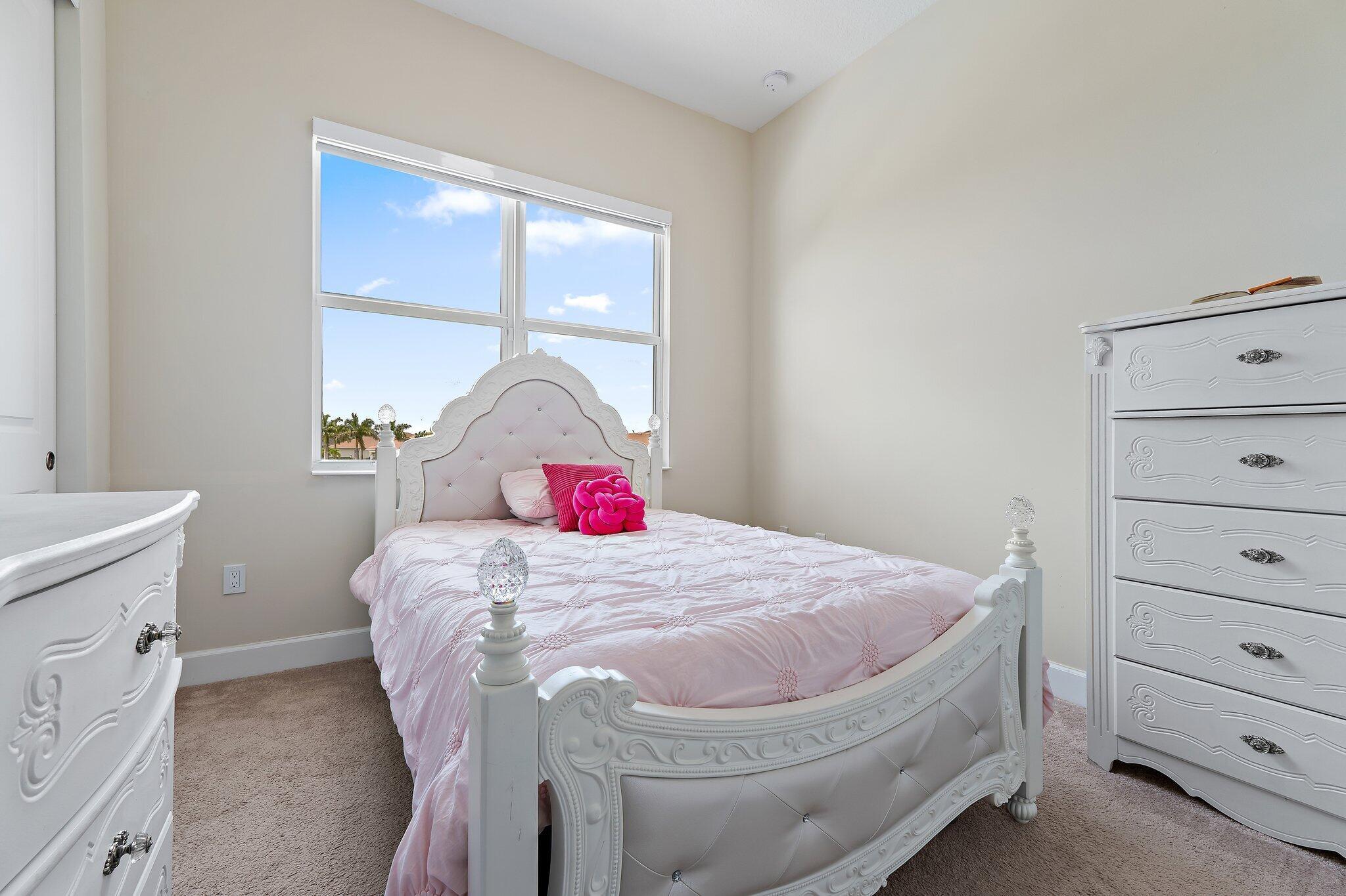 MEADOWS OF WESTLAKE - Residential