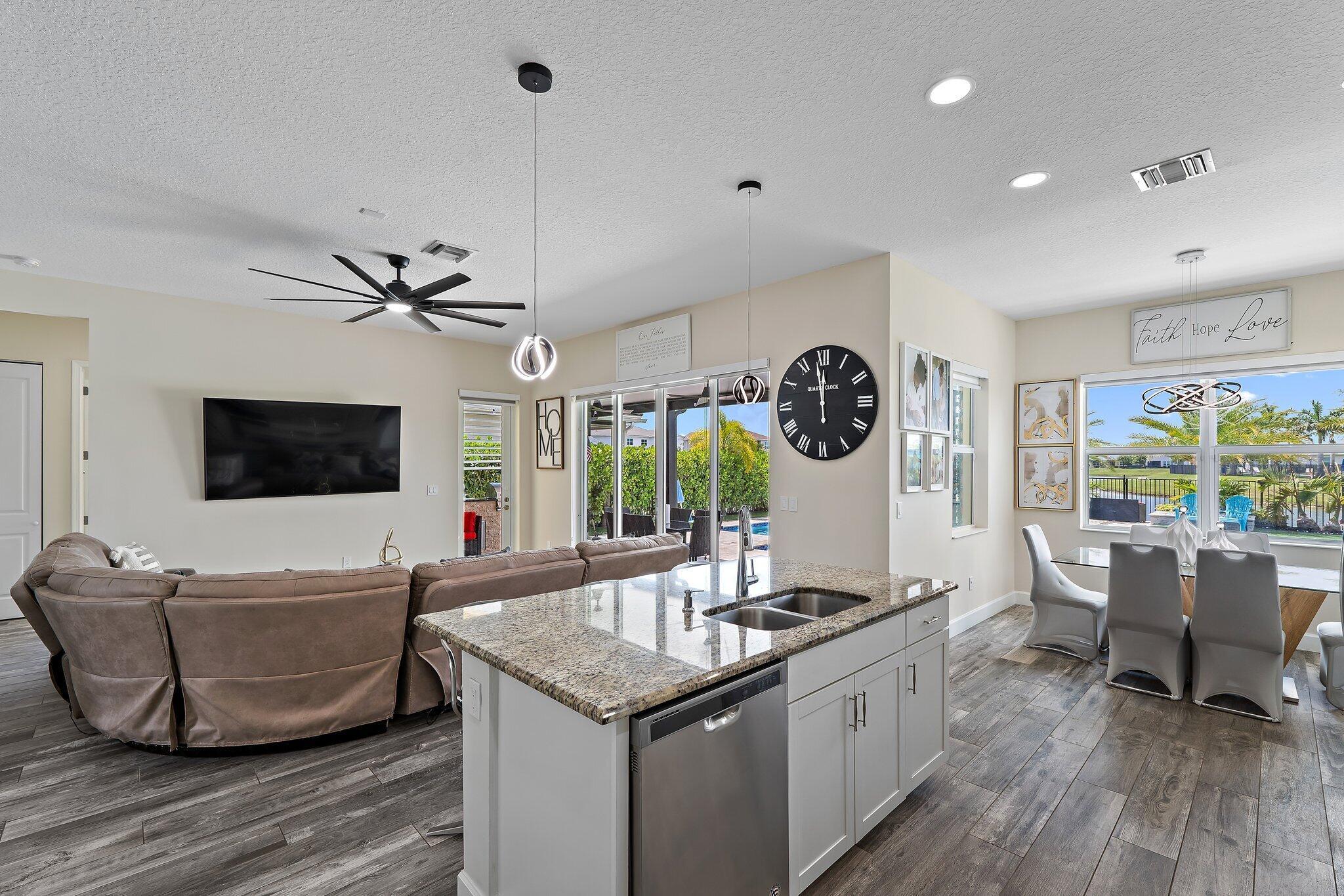 MEADOWS OF WESTLAKE - Residential