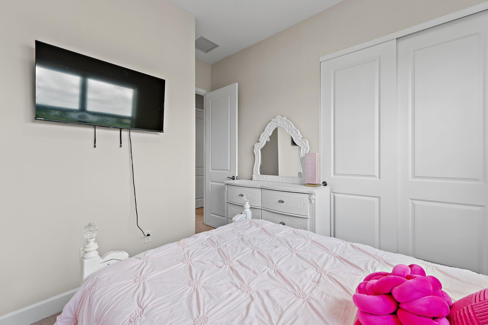 MEADOWS OF WESTLAKE - Residential