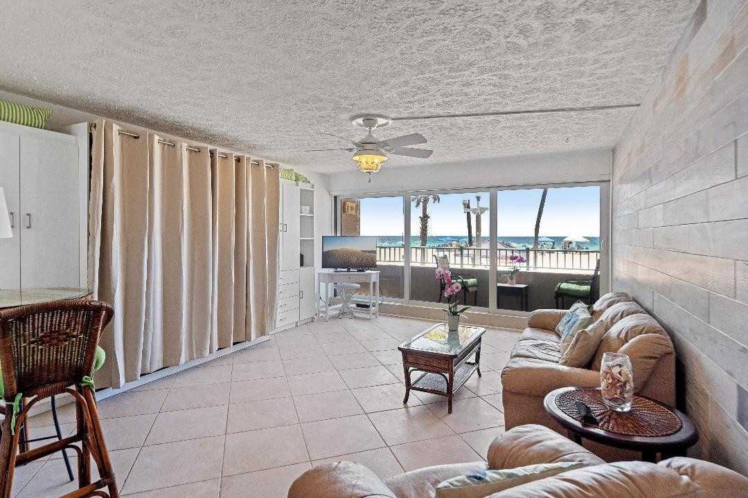 Seahorse Oceanside Apts - Residential Lease