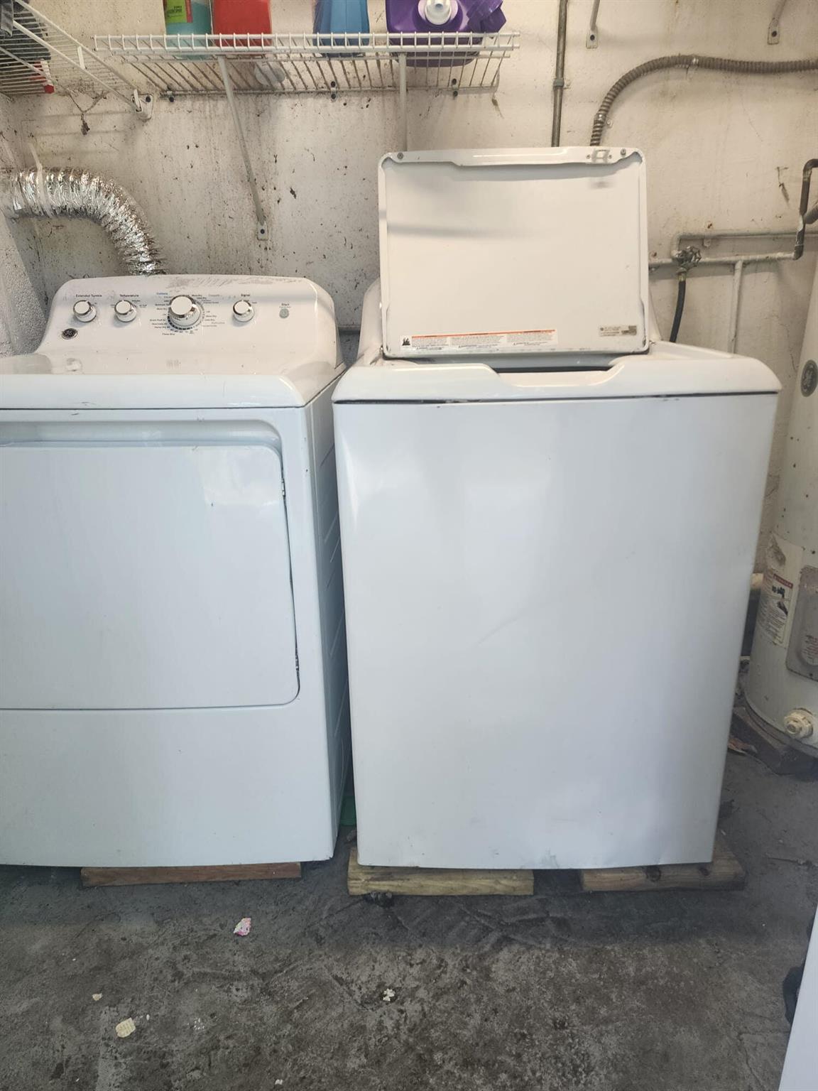 FLAGLER GROVE MANOR - Residential Lease