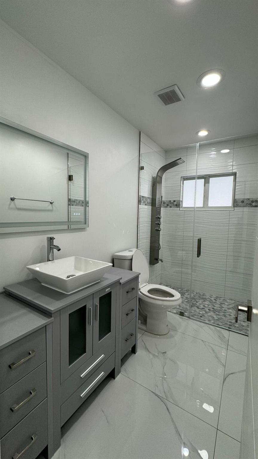 FLAGLER GROVE MANOR - Residential Lease