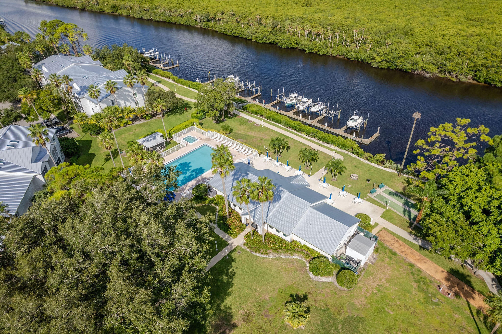 2502 SE ANCHORAGE Cove D-2