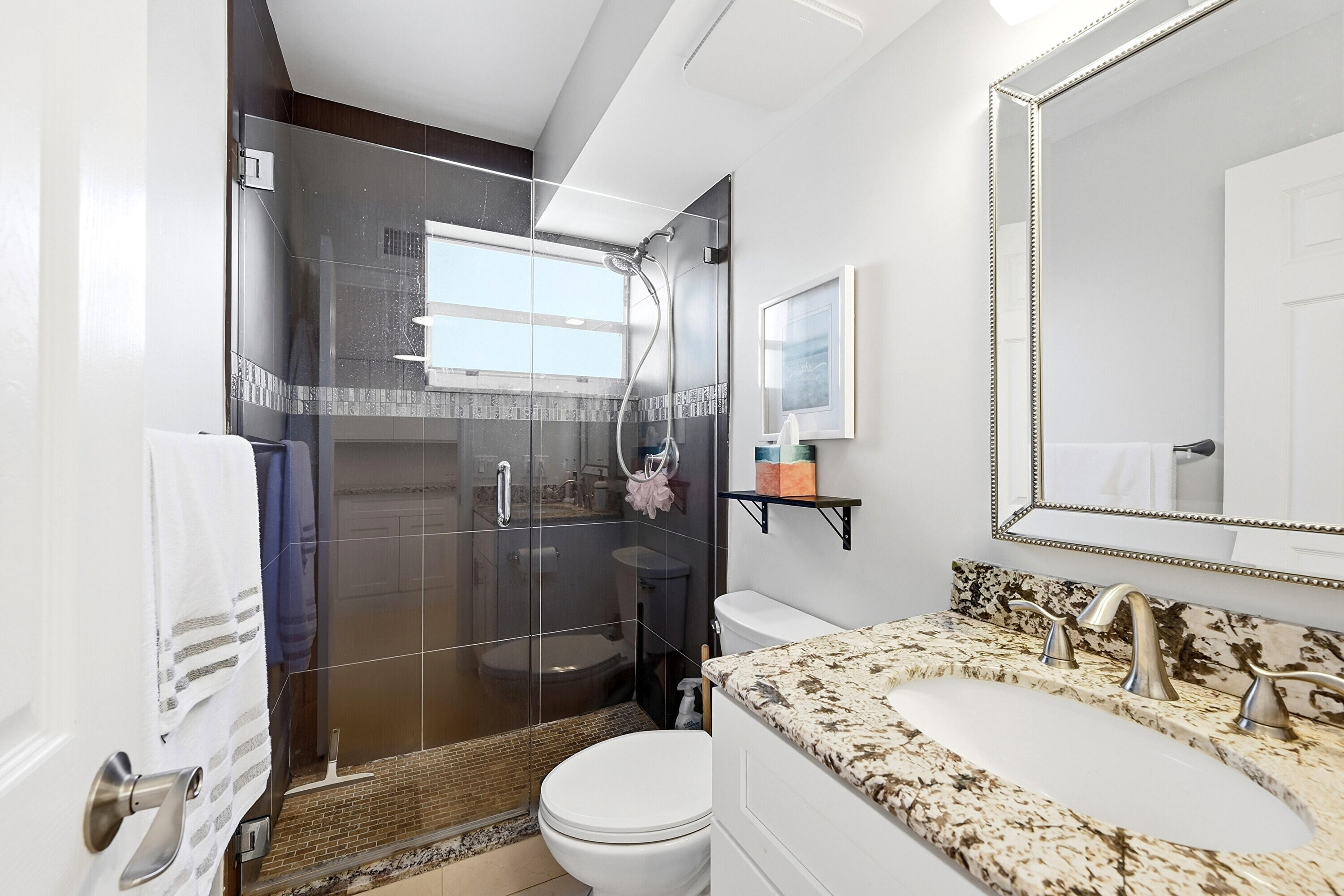 ISLAND CLUB CONDO UNIT E-101 PER CDO BK/PG - Residential Lease