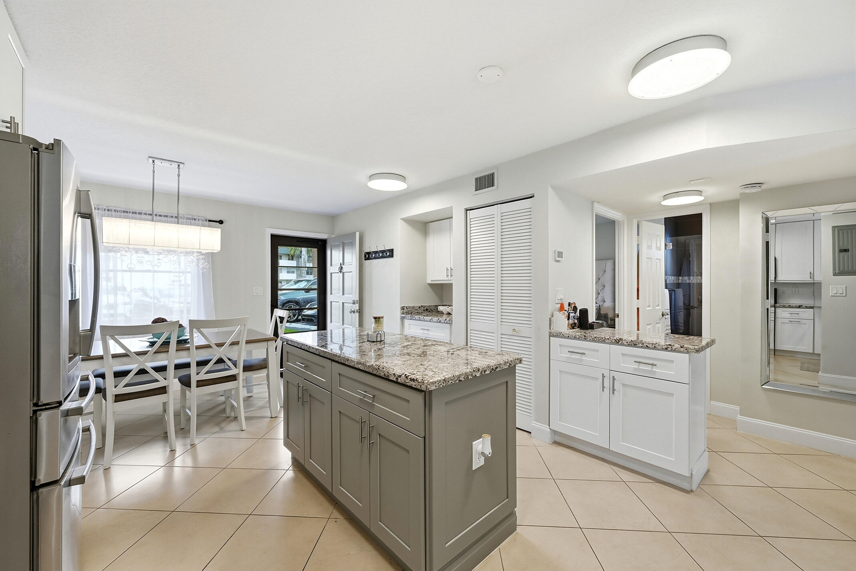 ISLAND CLUB CONDO UNIT E-101 PER CDO BK/PG - Residential Lease