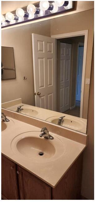 FOURTH  REPLAT OF PORTOFI - Residential Lease