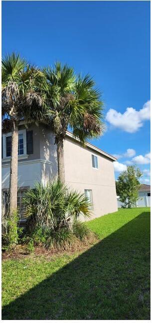 FOURTH  REPLAT OF PORTOFI - Residential Lease