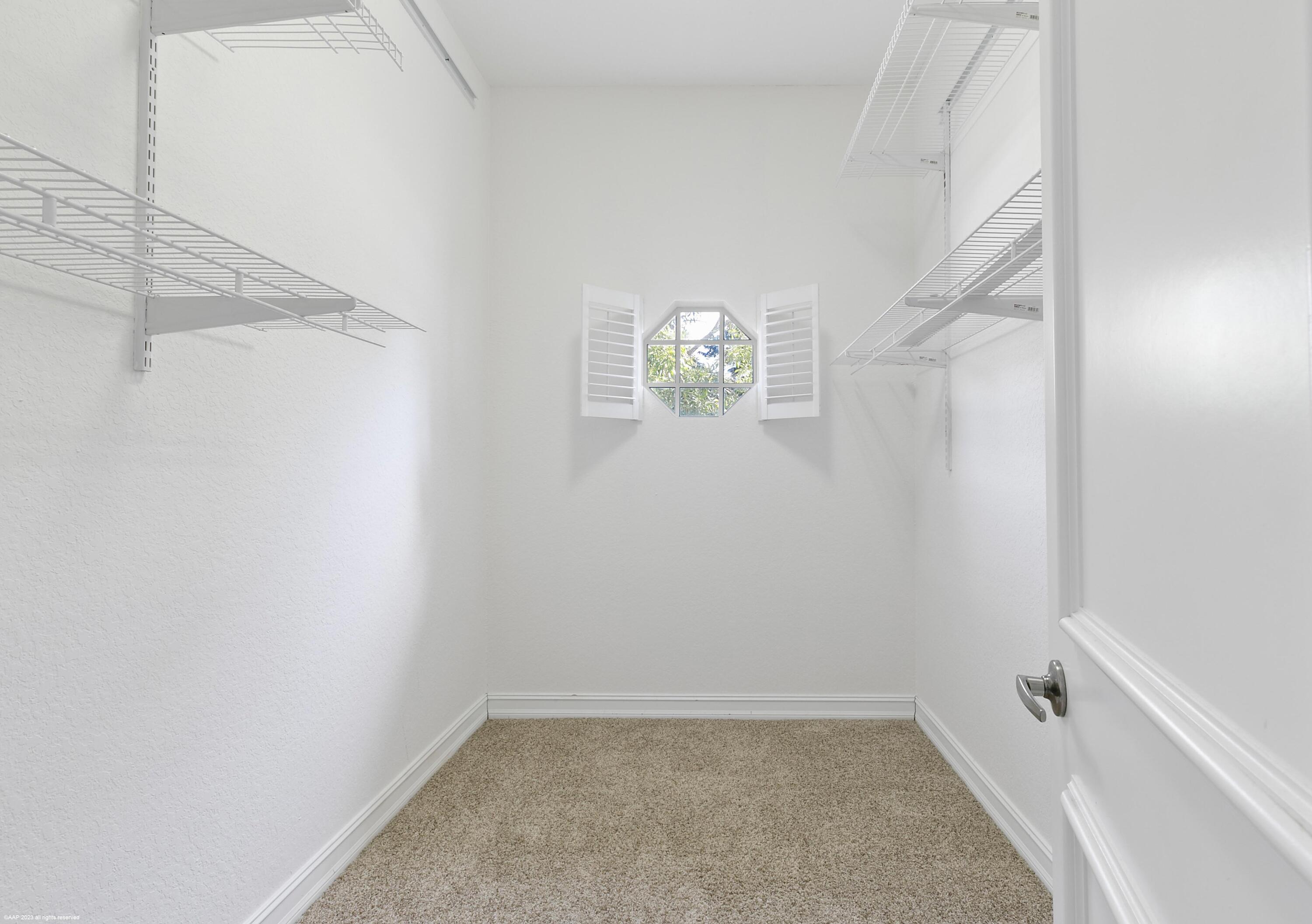 PADDOCK PARK 2 OF WELLING - Residential