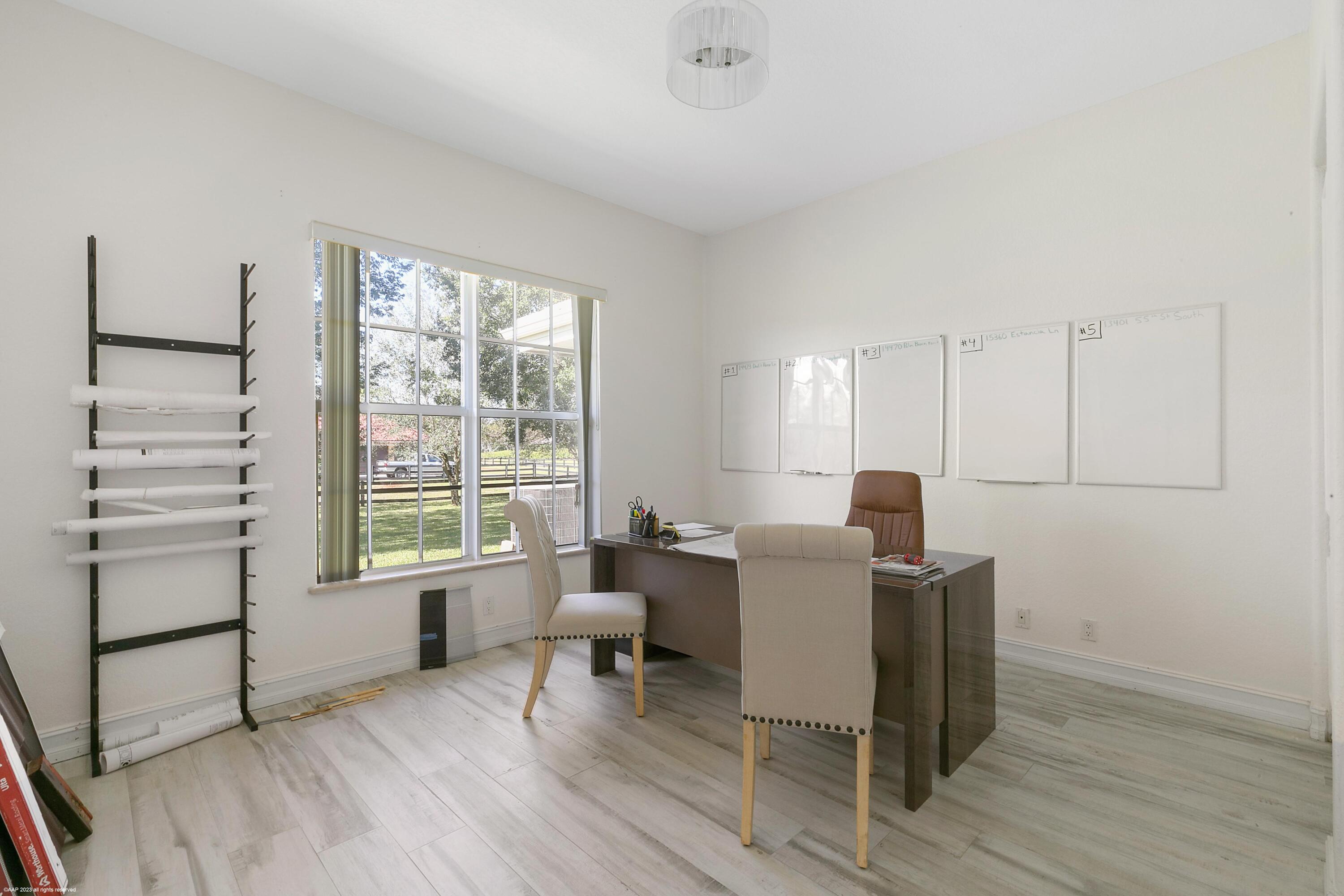 PADDOCK PARK 2 OF WELLING - Residential